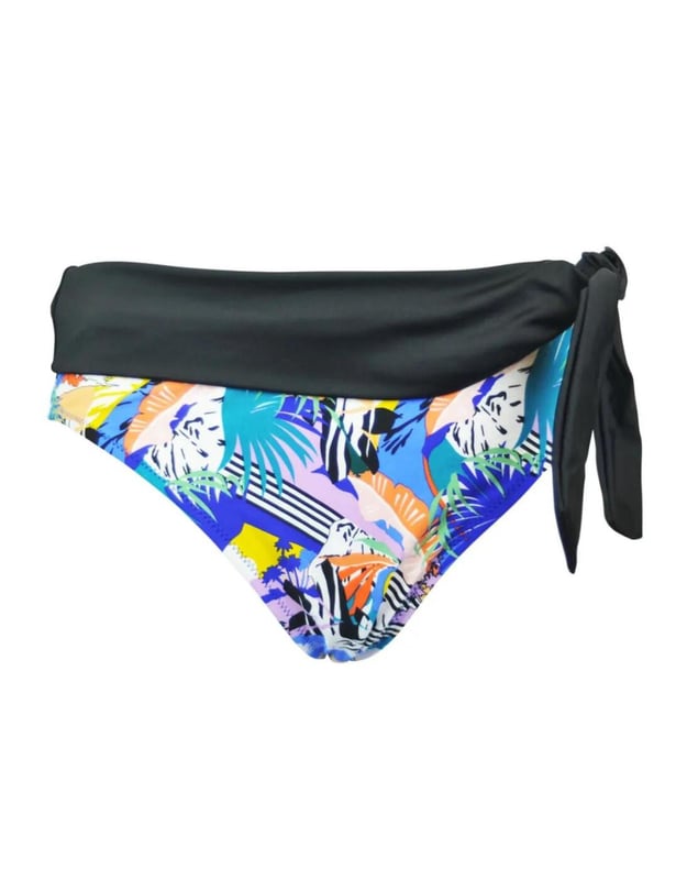 The Pour Moi Halcyon fold over brief has a bright décor inspired pattern contrasting against its black waistband allowing the colours to appear even more vibrant. The waistband can be folded up or down to accentuate your waist however you see fit. The extra detail added by the bow shows how well the black and striking colours compliment each other. The rear of the brief has good coverage giving great definition to your curves.

Good coverage
Striking colours
Defines curves
Composition:- 80% Polyamide | 20% Elastane
Listed in UK sizes
 Bikini Bottoms