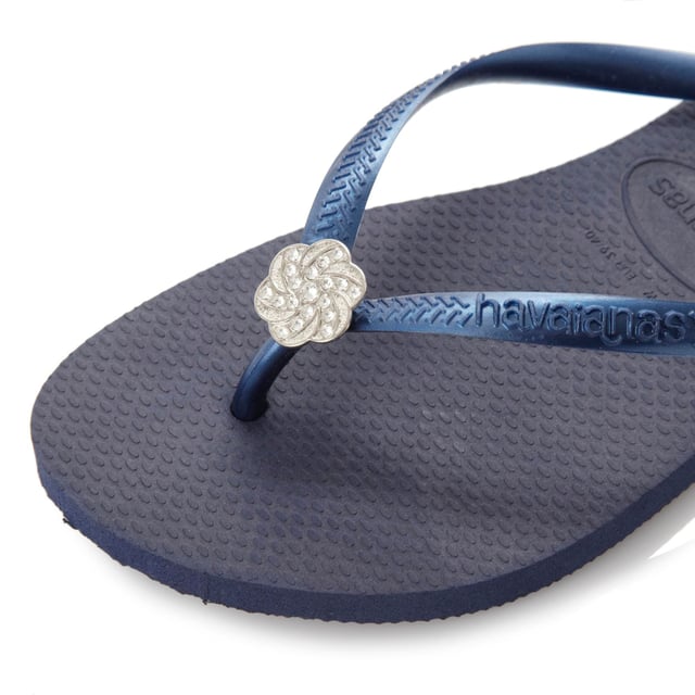 Ladies navy havaianas 2025