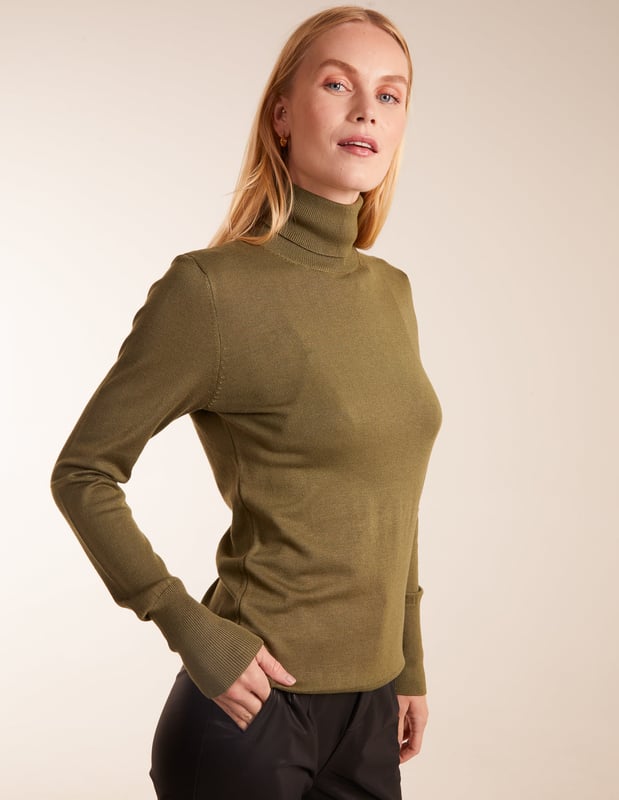 Roll necks are an essential throughout AW! Team this with your favourite skirt and tights for the perfect office wear outfit!