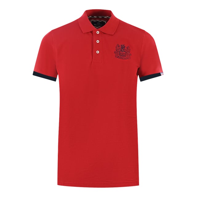 Aquascutum röd polotröja med märkeskrage. Denna Aquascutum Brand Logo Polo Shirt är den perfekta kombinationen av mode och funktion. Dess röda nyans och märkeslogotyp ger en distinkt touch av modern stil till alla kläder. Se bäst ut samtidigt som du är bekväm i detta måste-ha-plagg. Broderat Aldis-märke på vänster bröst, uppvikta ärmar, Aquascutum-märkt krage Röd polotröja. 100% bomull, Vanlig passform, Passar perfekt i storlek, Knappstängning, Union Jack-logotyp. Brittisk flagga på vänster ärm, tryckt varumärke på kragen när den är uppvikt, kortärmad. Stilkod: P00223 52
