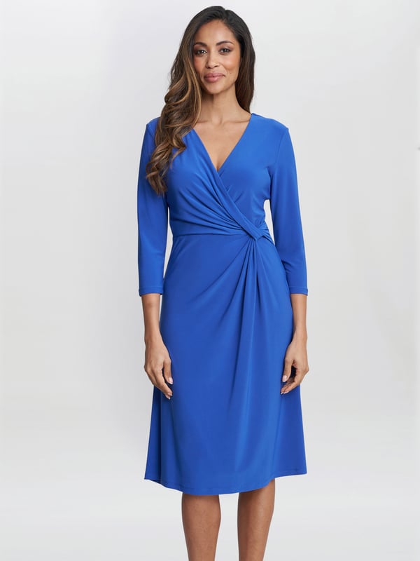 Perfect everyday jersey dress from Gina Bacconi, featuring a flattering twist knot at the side and A-line shape skirt.