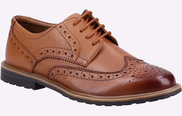 Brogue Style Back To School Girl Shoe; The Verity Brogue features Lace Up fastening and a flexible TPR Outsole to keep feet comfortable throughout the school day.
- 20mm heel height- Flexible TPR Outsole- Treaded Sole for Traction