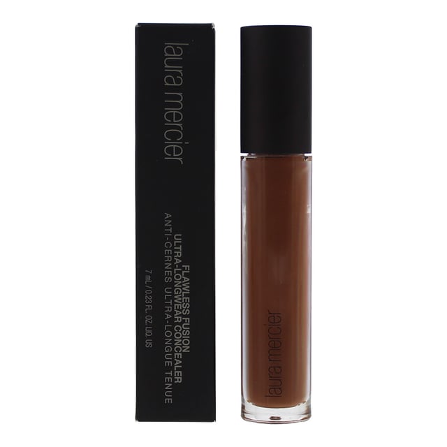 Laura Mercier Flawless Fusion Concealer is a range of ultra long wearing lightweight concealers that offer medium to full coverage and helps to seamlessly conceal dark patches under the eye and other imperfections. The concealer lasts for up to 12 hours, thanks to utilising flexible polymers that fuse to the skin, and has been formulated to be resistant to sweat, humidity, water and transfers.