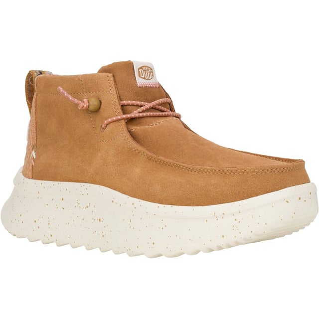 Recipe for a perfect fall day: apple turnovers, blazing fires, 'lil baby pumpkins, and these boots. Add a pinch of memory foam. A dash of EVA outsoles. A dollop of suede. And a heaping pile of back-in-style platforms.