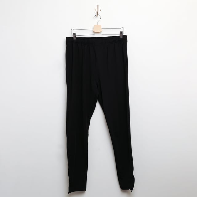 Men's Castore Core Slim Fit Jog Pants in Black