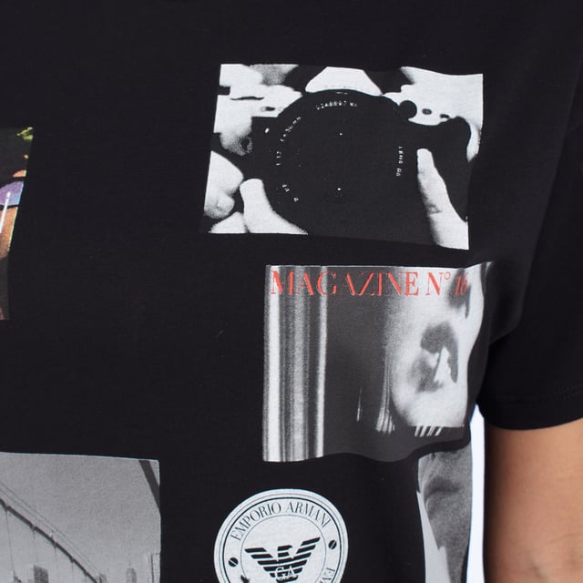 Camiseta de corte relajado y estilo contemporáneo de la marca Emporio Armani, con un diseño de cuello redondo y manga corta. 

La prenda destaca por su estampado de múltiples en la parte frontal, que combinan elementos gráficos y fotografías en tonos monocromáticos y detalles en color, creando un efecto visual moderno y artístico. 

En el centro del diseño se encuentra el icónico logotipo de Emporio Armani, que aporta un toque distintivo de la marca. 

Confeccionada en algodón de alta calidad, esta camiseta es ideal para quienes buscan una pieza versátil y llamativa que combine comodidad con estilo urbano y sofisticado.
 Composición: 100% Algodón
 Cuidados:
- Lavar en máquina en ciclo suave.
- Evitar el uso de la secadora,
- Planchar a baja temperatura.