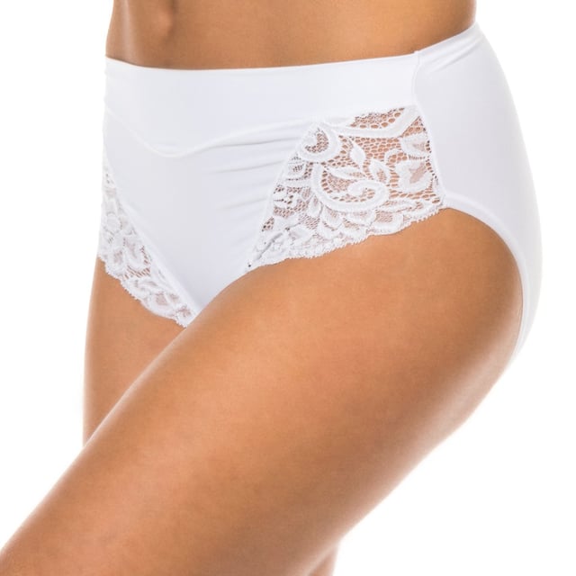 Panties Janira
 Medium size.
 Elastic waistband.
 Made of microfiber with lace fabric on the sides.
 Intimo Janira guarantees maximum comfort and quality of its garments by choosing the best fabrics and offering the designs that best adapt to the style of each woman and the needs of each moment.
 Inner lining.
 Seams seen in tone.
 Composition: 89% Polyamide, 11% Elastane
 Care:
Wash at a maximum temperature of 30º.
 -Do not use bleach.
 -Do not use an iron.
 -Do not use dryer.
 -Do not dry clean.