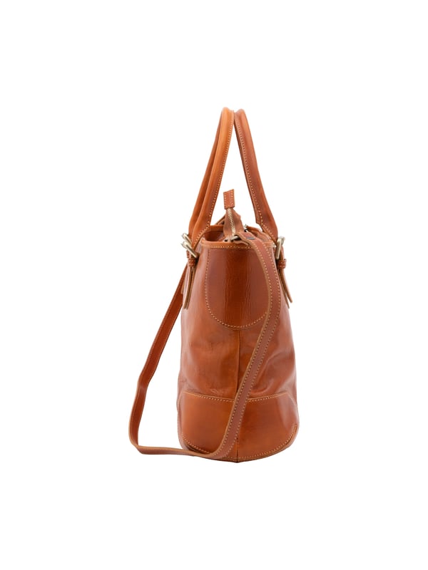 Crossbodytas voor dames met ritssluiting. twee met binnenzakken met ritssluiting. afwezige externe zakken. afneembare lederen schouderband. met leren handvat. twee binnenvakken.  extern materiaal. gevoerd met katoenen binnenkant. Afmetingen: 28x43x16 cm. Gemaakt in Italië