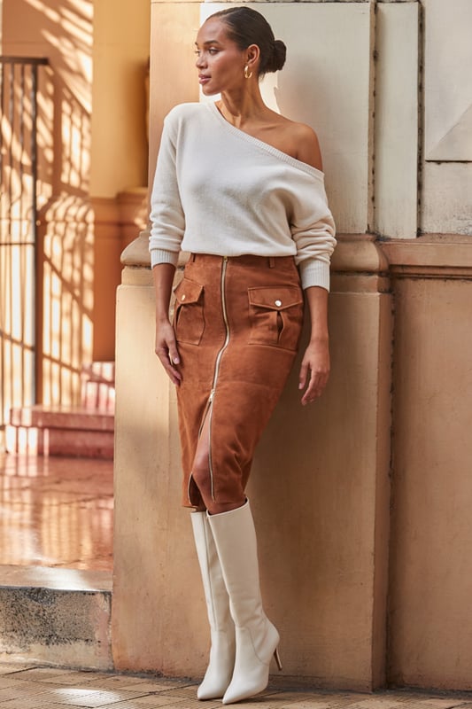 REASONS TO BUY:

It's got serious wear forever potential
Our premium suede is buttery-soft
Elevated with luxe gold hardware
On-trend patch pocket detail
Style with a blouse for the 9-5
Add a rollneck and boots for minimum effort, maximum impact