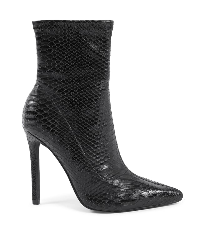 By: 19V69 Italia - Detail: HF006 NERO - Colour: Black - Composition: 100% SYNTHETIC LEATHER - Sole: 100% RUBBER - Heel: 11 cm - Made: CHINA