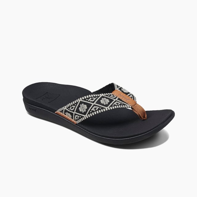 These earth friendly, water friendly flip flops make a statement on or off the beach, with colorful woven straps from recycled plastic bottles. The high anatomical arch and soft cushion footbed support your feet, while a durable rubber outsole provides stability.