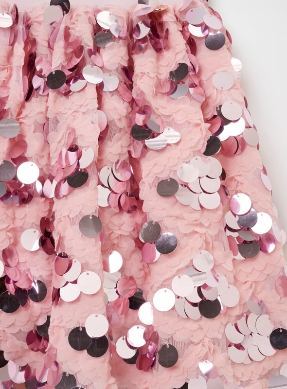 Behold the skirt of your dreams! Oversize sequins and intricate lace woven into a super voluminous skirt. Twirl into the party season like…. About Me: 100% Polyester. Look After Me: Think Planet. Wash At 30C.