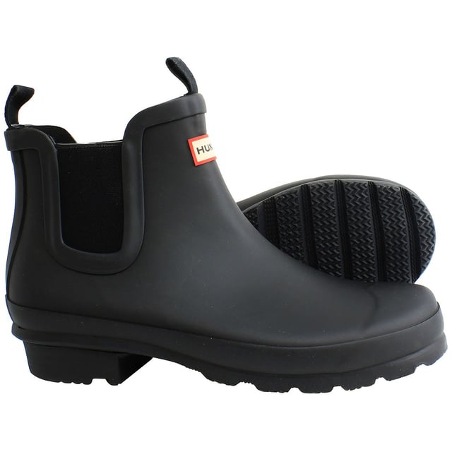 Step into effortless style and practicality with the Hunter Chelsea Big Kids Black Wellington Boots. These boots offer a modern twist on the classic Chelsea boot design, combining urban chic with the durability needed for outdoor play. Here are the key features that make these Wellington boots a must-have for your child:

 Contemporary Chelsea Design:  These boots feature a trendy Chelsea boot silhouette, providing a fashionable and versatile look that seamlessly transitions from outdoor play to casual outings.

 Waterproof Protection: Crafted from high-quality, waterproof rubber, these Wellington boots keep your child's feet dry during rainy days and wet adventures. They provide reliable protection against puddles and muddy terrains.

 Elastic Side Panels: The classic Chelsea boot elastic side panels make these boots easy to slip on and off, promoting independence for your child. The elastic panels also contribute to a comfortable and secure fit.

 Durable Construction: Built with the durability that Hunter is known for, these boots withstand the demands of active play. They're resilient enough to handle various outdoor activities while maintaining their stylish appeal.

 Versatile Black Color: The sleek black color adds a touch of sophistication, making these boots suitable for both casual and more formal occasions.

 Grippy Outsole: Equipped with a sturdy outsole, these boots provide reliable traction on different surfaces, preventing slips and ensuring stability during play.

Embrace the combination of style and functionality with the Hunter Chelsea Big Kids Black Wellington Boots. Whether it's a rainy day or a stylish stroll through the park, these boots are the perfect companion for your child's active lifestyle.