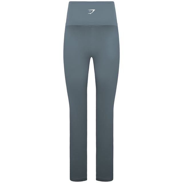 The Gymshark Training Women's 7/8 Leggings are a versatile and stylish choice for all your workout needs. Designed with comfort and performance in mind, these leggings are perfect for everything from gym sessions to yoga classes. With a flattering fit and durable fabric, they provide the ultimate balance of function and fashion.

Key Features:
7/8 Length: 

Falls just above the ankle for a sleek and stylish look, offering a versatile fit that works for all seasons.


Lightweight Fabric: 

Crafted from soft and breathable materials for all-day comfort and excellent performance during workouts.


High-Waisted Design: 

Provides a secure and flattering fit that stays in place, ensuring confidence during any activity.


Moisture-Wicking Technology: 

Keeps you dry by pulling sweat away from the skin, perfect for high-intensity workouts.


Four-Way Stretch: 

Allows unrestricted movement, ensuring maximum comfort and flexibility for a wide range of exercises.


Subtle Branding: 

Features Gymshark's iconic logo for a minimalistic and stylish touch.


Durable Construction: 

Designed to maintain shape and support after multiple washes, making them a reliable workout essential.



The Gymshark Training Women's 7/8 Leggings are an essential addition to your activewear wardrobe. Whether you're running, stretching, or lifting, these leggings will keep you comfortable and looking great throughout your workout.