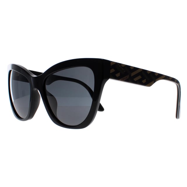 Las gafas de sol Versace Cat Eye para mujer en patrón negro y gris oscuro VE4417U son un diseño de ojo de gato elegante y estiloso que irradia lujo y glamour. Las gafas de sol Versace 4417U son perfectas para quienes buscan una opción sofisticada y llamativa para su uso diario o para ocasiones especiales.