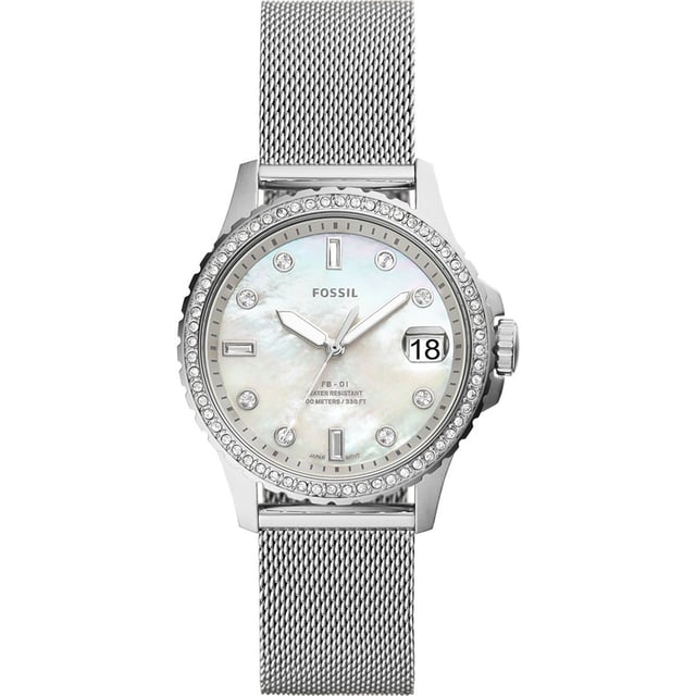 This Fossil Fb-01 Analogue Watch for Women is the perfect timepiece to wear or to gift. It's Silver 36 mm Oval case combined with the comfortable Silver Stainless steel watch band will ensure you enjoy this stunning timepiece without any compromise. Operated by a high quality Quartz movement and water resistant to 10 bars, your watch will keep ticking. This elegant, fashionable watch set with beautiful stones is a perfect gift for New Year, birthday,valentine's day and so on -The watch has a Calendar function: Date, Luminous Hands High quality 19 cm length and 17 mm width Silver Stainless steel strap with a Fold over clasp Case diameter: 36 mm,case thickness: 9 mm, case colour: Silver and dial colour: Mother of pearl