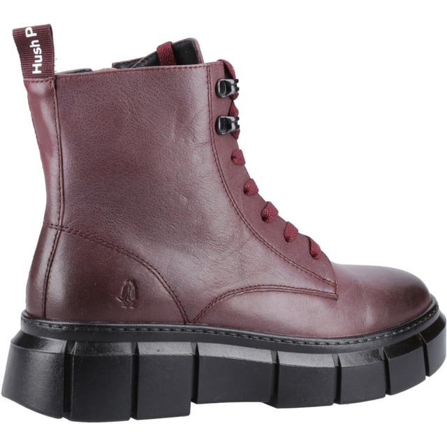 With its chunky styling and quality leather upper the Fawn is a gorgeous choice for casual wear, and the memory foam insole and flexible sole will keep you comfy every day