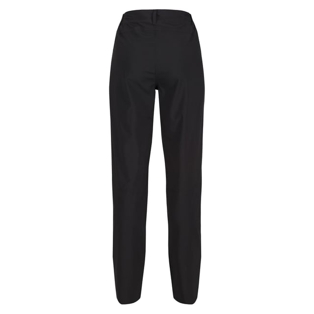100% gerecycleerd polyester. Voering: Stretch. Ontwerp: Eenvoudig. Sluiting: Knoop, Ritsgat. Stof Technologie: Ademend, Isotex 10000, Waterdicht, Winddicht. Riemlussen. Zakken: 2 Voorzakken, Rits. 10000g/m²/24hrs.