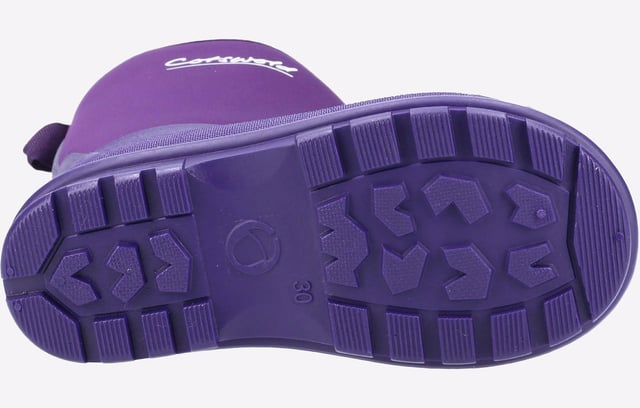 Hilly Neoprene from Cotswold, is the perfect welly for all weather conditions. With fully waterproof neoprene for excellent warmth and comfort.
- 100% Waterproof
- Pull On Loop
- Lightweight sole
- Reinforced toe and heel
- Easy to clean overlay