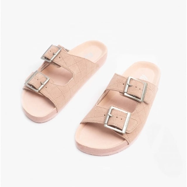 Barbour Barbour ELLIS Womens Suede Mule Slippers Pink

 Upper Material: Suede

Lining Material: Polyester

Sole Material: Synthetic

Closure/Fastening: Slip-On

Features: Comfort,Breathable

Toe Shape: Round

Shoe Width: Regular

Item Weight: 0.48 KG

Heel Height: Flat (Under 2.5cm)

Slipper Style: Mule

Gift Boxed: No
Product Code: LHF0002PI11