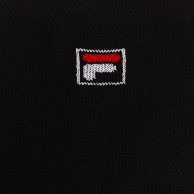 Fila F9303 unisex ankle sock.
 Pack of 3 Unisex ankle model from the Fila brand, with the logo on the ankle.
 Made with high quality yarns, which guarantee great comfort and durability.
 They adapt perfectly to the shape of the foot, with a comfortable fit at the ankle level.
 Stretch fabric offers great breathability to keep skin dry and cool.
 Composition: 75% Cotton; 23% Polyester; 2% Elastane
 Care:
Machine wash at maximum 30º.
 Do not use bleach.
 Do not use dryer.
 It does not allow the use of an iron.
 Do not dry clean.