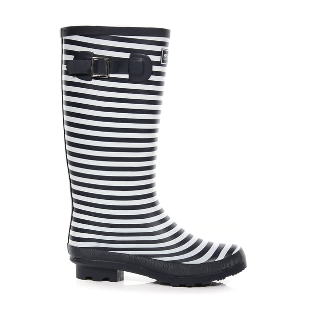 100% Rubber. Vulcanised natural rubber construction and comes with durable weather protection. These boots feature a new and improved fit, owing to the EVA comfort footbed. The rubberised outsole is hardwearing and has been built to last. These can also be worn under extreme cold conditions to keep the feet warm.