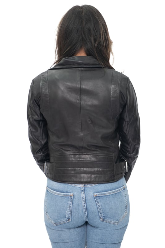 The jacket style was made iconic by Marlon Brando in the 50s and is recognisable by the double-breasted design which features a wide notched lapel and an off centred YKK zip. This jacket is made practical by the addition of four total zipped pockets, two of which are placed horizontally at the waist a further two positioned at the side of the breast. For additional comfort we also feature zips at the cuffs and a buckled waist to allow you to customise the jacket fit according to your preference. • 100% premium ultra-soft nappa leather • Slim fit and shorter in length • Furnished with off centred YKK zip fastening and wide notched lapel • Features 4 zipped exterior pockets and zipped cuffs