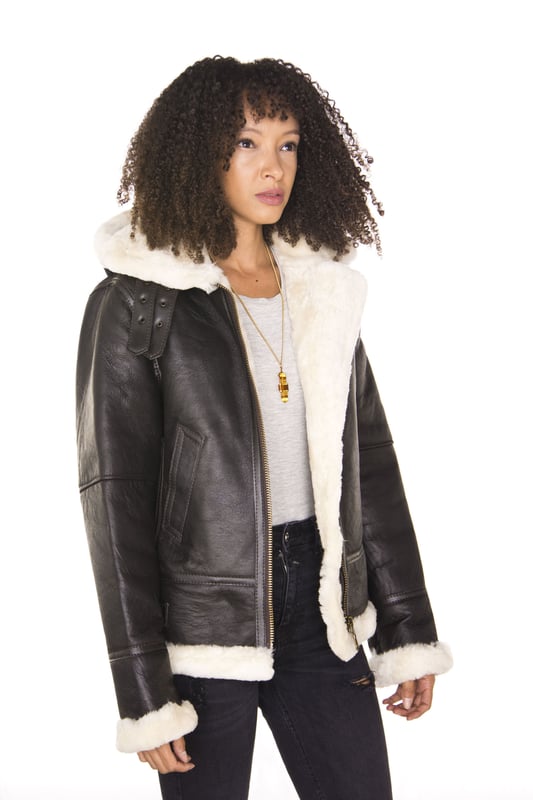 Originating in 1934, the B3 was designed to be as warm and comfortable as possible, and this jacket excels in that regard. Crafted out of the highest-grade double-faced sheepskin this is a premium jacket which features a full length YKK zip fastening that can be left open at different lengths to expose the thick sheep skin lining which appears in a rich ginger or cream colour. The collar features a buckle that allows it to be fastened up for extra warmth and the waist features straps that can adjust the wear of this jacket to compliment the slim fit design. We have also introduced two open pockets at the waist for easily accessible storage. • Crafted from high-quality double-faced sheepskin • Thick sheepskin lining is renowned for providing warmth and comfort • Features a YKK zip closure and a buckle to fasten the collar • With two open pockets at the waist
