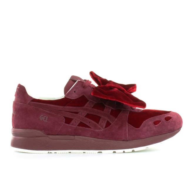Asics disney gel lyte hot sale