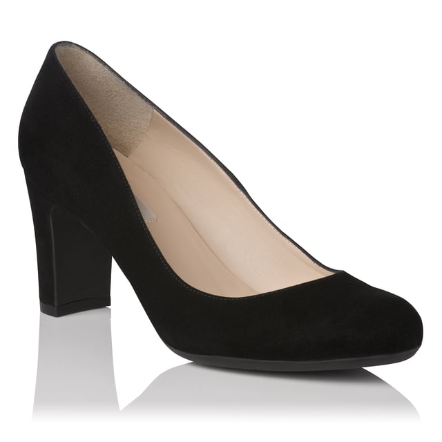 LK Bennett Sersha closed courts, Black Sersha is the epitome of understated chic. Outfitted in black suede, this shoe has a 70mm heel and classic almond toe. But it isn't all form and no function - the rubber sole ensures Sersha walks confidently at all times. Partner with tailored separates and add an oversized tote to finish the look.