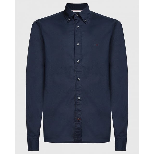 Heren overhemd van het merk Tommy Hilfiger. De overhemden van Tommy Hilfiger zijn gemaakt van biologisch katoen, en hebben een slim fit pasvorm. Het zachte katoen zorgt voor een heerlijk draagcomfort.  Merk: Tommy HilfigerModelnaam: Core Flex PoplinCategorie: heren overhemdMaterialen: biologisch katoenKleur: blauw