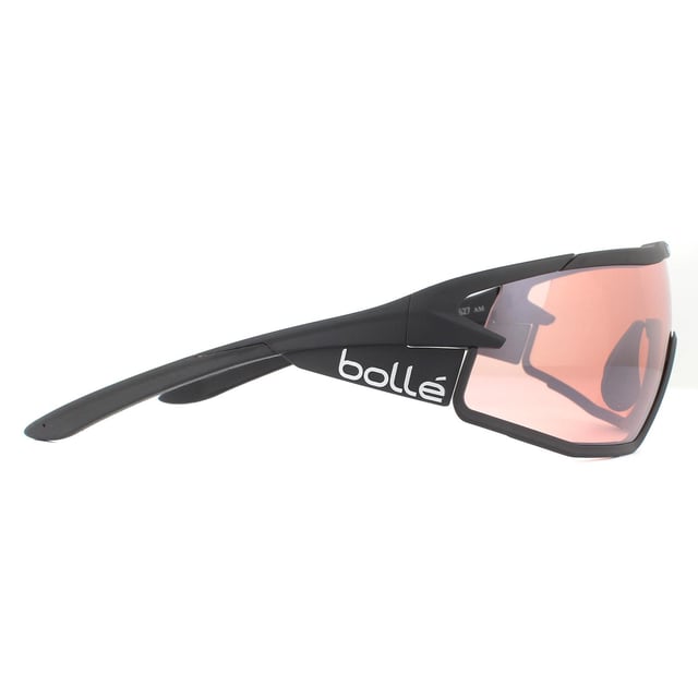 Las Gafas de Sol Bolle B-Rock Pro 12627 Matte Black Phantom Vermillon Gun Photochromic son un marco deportivo estilo visera de gran tamaño con montura completa y un amplio campo de visión. El tratamiento anti-vaho, antiarañazos y oleofóbico hace que las lentes sean claras y duraderas. Esta versión profesional también incluye protección lateral.