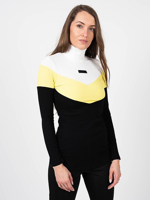 Estilo ajustado
Con cuello de polo
Una franja blanca a lo largo de las mangas
Con un parche de marca en el frente
Hecho con tejido acanalado de alta calidad