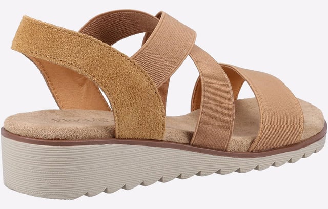 Open toe slip on leather sandal from UK label, Fleet & Foster. Freesia features a memory foam footbed with cushioning and a slight heel
- Elasticated strap sandal
- Memory foam insole for extra comfort
- Leather / textile upper