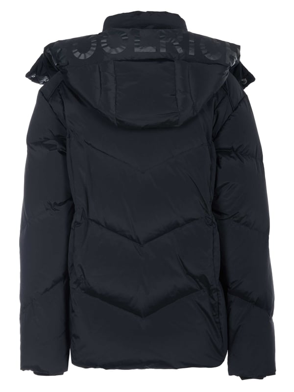 91% polyamide, 9% elastaan; Woolrich-jasje;  Model: CFWWOU0883FRUT1148 100;  Hoogwaardige afwerking;  Afneembare capuchon met drukknopen en trekkoord;  tweewegritssluiting;  Twee zijzakken met drukknopen;  Twee binnenzakken met klittenbandsluiting;  donsvoering;  Woolrich-logodetails