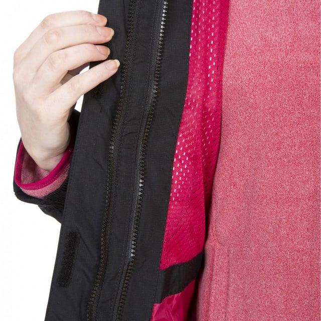 Detachable inner fleece. 2 zip pockets. Adjustable cuffs. Adjustable stud off hood. Hem drawcord. Inner fleece. 2 zip pockets. Waterproof 2000mm, breathable 3000mm. Shell: 100% Polyamide, Ripstop with PU coating, Lining: 100% Polyester, Inner fleece: 100% Polyester. Trespass Womens Chest Sizing (approx): XS/8 - 32in/81cm, S/10 - 34in/86cm, M/12 - 36in/91.4cm, L/14 - 38in/96.5cm, XL/16 - 40in/101.5cm, XXL/18 - 42in/106.5cm.