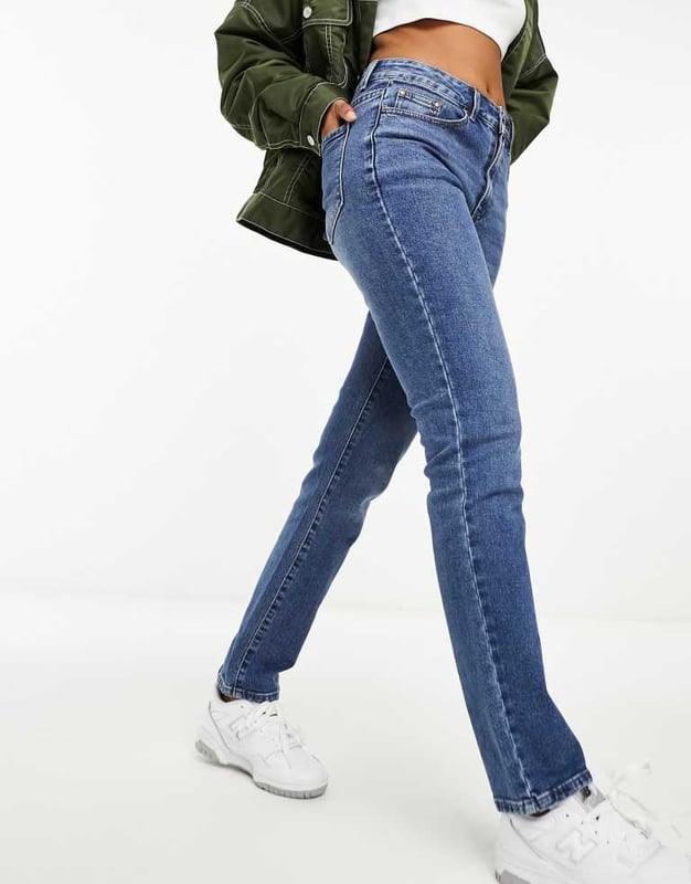 Jeans by Vila Everyday is a denim day Straight fit High rise Belt loops Functional pocketsSold By: Asos