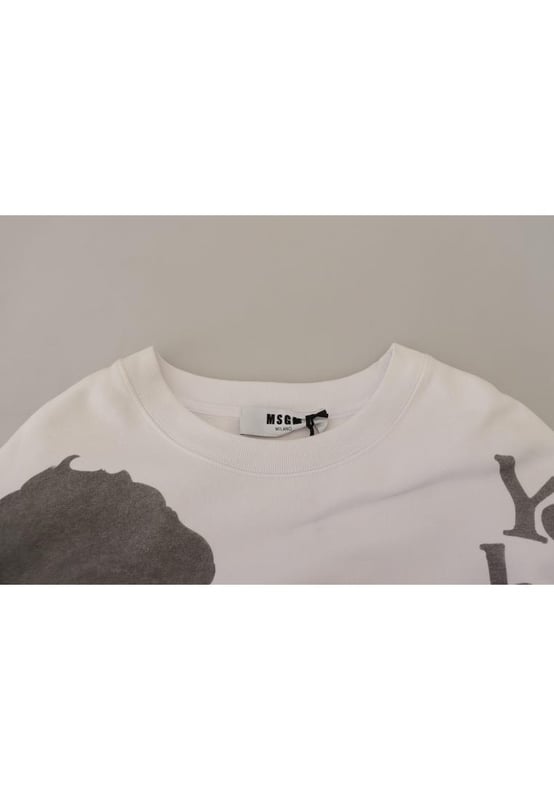 100% authentic MSGM crewneck pullover sweater
  Brand new with tags
  Classic white color
  Made from 100% cotton
  Logo details
  Perfect for men
Material: 100% Cotton