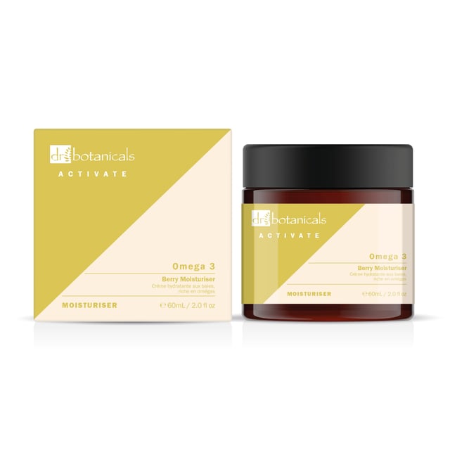 Dr Botanicals Activate Omega 3 Berry Moisturiser es un producto de belleza limpio que apuesta por ingredientes orgánicos y naturales. Con su mezcla de aceite de semilla de fresa y aceite de espino amarillo, esta fórmula tiene como objetivo hidratar y nutrir la piel, promoviendo un cutis sano y radiante.