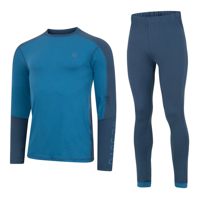 Material: Polyester. Fabric: Brushed, Q-Wic. Design: Logo, Sleeve Print, Two Tone. Neckline: Crew Neck. Sleeve-Type: Long-Sleeved. Fastening: Pull-On. Fabric Technology: Anti-Bacterial, Moisture Wicking, Odour Control, Quick Dry, Soft, Thermal. Contents: 1 Bottoms, 1 Top. Waistline: Elasticated. XS: 36 in. S: 38 in. M: 40 in. L: 42 in. XL: 44 in. XXL: 48 in. 3XL: 51 in.