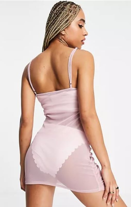 Scoop neck, 
Adjustable straps, 
Ruched sides, 
Slim fit, 
Fine, stretchy mesh, 
Metallic-thread finish, 
Main: 95% Polyamide, 5% Elastane
