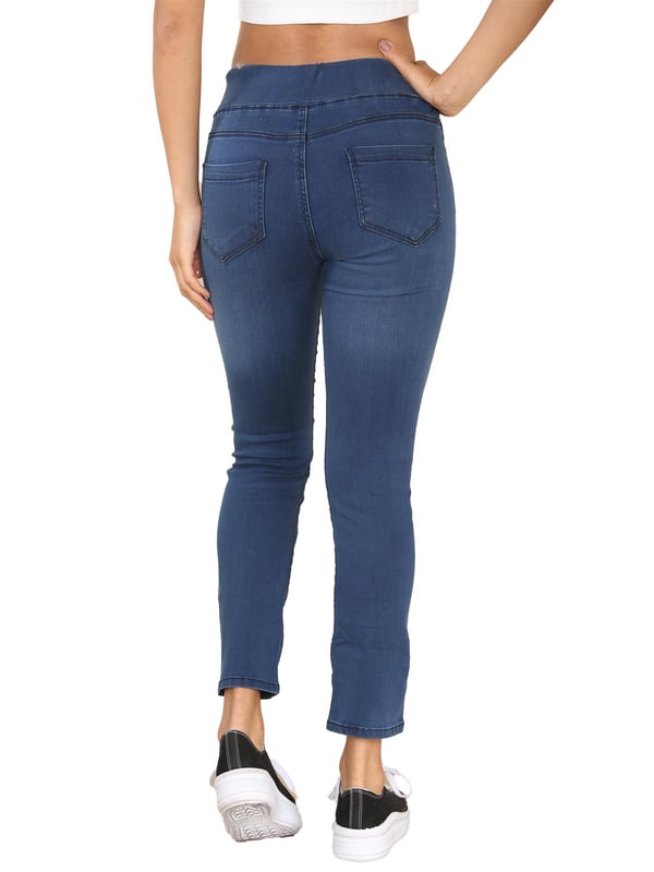 Enzo Women’s Wider Waist Jeans. Slim Fit, Straight Leg, Stretch Denim Jeans. Elasticated Wide Waist for Extra Comfort. Features 2 Front, 2 Back Pockets and Single Coin Pocket.