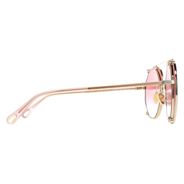 Las gafas de sol Chloe Round Womens Gold Red Gradient Ch0041S son unas elegantes gafas redondas con una escultural montura con forma de cable, barra superior para las cejas y patillas grabadas con el logotipo de Chloe para mayor autenticidad.