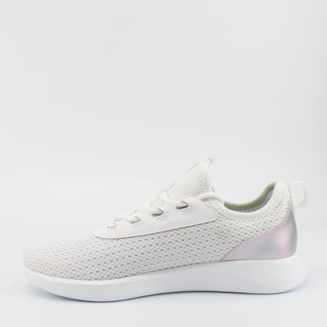 Under armour 2025 skylar women's sneakers