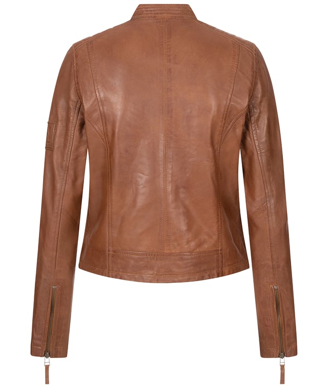 Die Lederjacke, das Synonym für die alltags Jacke, man kann sie im Sommer oder Winter tragen, mit Jeans, oder in einer Kombination mit einer schicken Hose, es ist einfach die Jacke, die jeder in seinem Kleiderschrank braucht. Die Damen Lederjacken der Marke "Rock Creek", sind in verschiedenen Modellen erhältlich, ob klassisch, ausgeflippt, vom feinen Casual- bis zum hart Rockigen-Look, wir bieten Ihnen alles an. Mit dem Jacken-Modell D-481, werden Sie bestimmt die richtige Wahl treffen. Die Leder Jacke ist eine klassische Casual-Jacke, mit Stehkragen und Reißverschluss Zippern am Armende, sie ist sehr geschmeidig und hat ein super lässiges Tragegefühl.