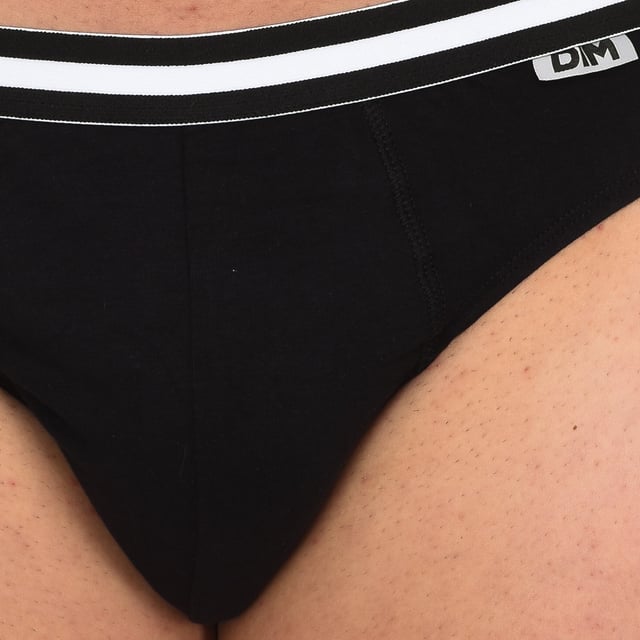Pack-2 Cotton Streech slips.
 Color Black-gray
 Rubber waistband.
 Label with the brand's name on the lower part of the waistband.
 Breathable fabric.
 Anatomical front with the ability to hold without tightening.
 Matching visible seams.

 Composition:
 - 96% Cotton- 4% Elastane.

 Care:
 - Wash at max. 40º.
 - Do not use bleach.
 - Do not use dryer.
 - Do not iron.
 Composition: 96% Cotton, 4% Elastane
 Care:
Wash at max temperature 40º.
 - Do not use bleach.
 - Do not use dryer.
 - Do not iron.