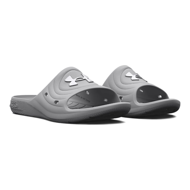 Every athlete needs some slides for the locker room—so we made the best. Comfortable and long-lasting.