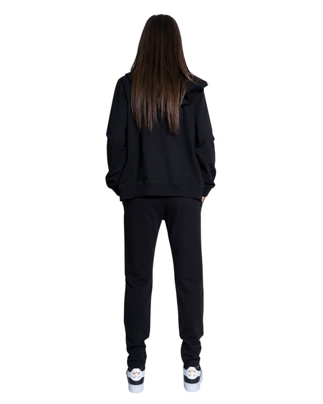 95% Cotton, 5% Spandex; Love Moschino sweatpants;  Model: W151303E2180 C74;  High quality processed;  Soft cotton mix;  Elastic webbing with drawstring;  Love Moschino logo details