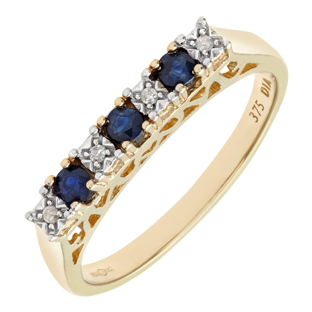 9K (375) geel goud: 2 gram; # Diamant: 0,02 ct; # Saffier: 0,15 ct