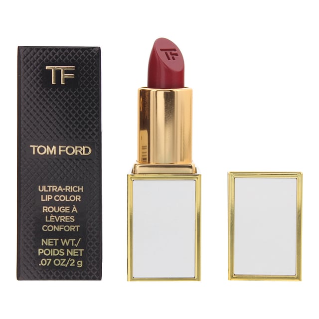Tom Ford Ultra-Rich Lip Color is a luxurious and high-quality lipstick that delivers intense, bold colour and hydration to the lips. The lipstick's ultra-rich and moisturizing formula contains rare and exotic ingredients that work together to hydrate and nourish the lips, leaving them feeling soft, smooth, and plump. The lipstick is long-wearing and has a satin finish that gives the lips a subtle sheen without feeling sticky or heavy.